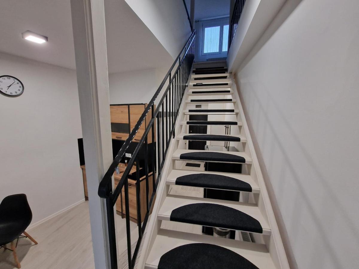 Schmidt Apartman Miskolc Belvarosaban Zewnętrze zdjęcie