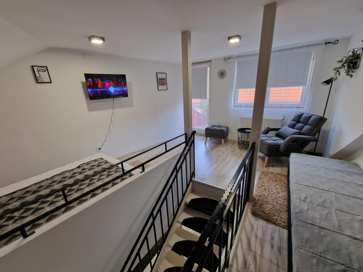 Schmidt Apartman Miskolc Belvarosaban Zewnętrze zdjęcie
